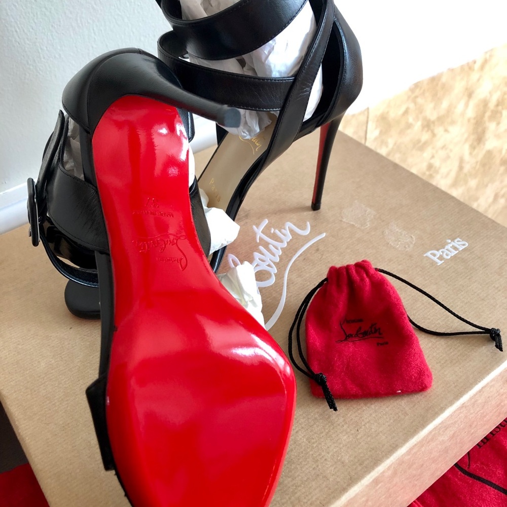 Christian Louboutin Leather Shoes - Picture 7 of 8